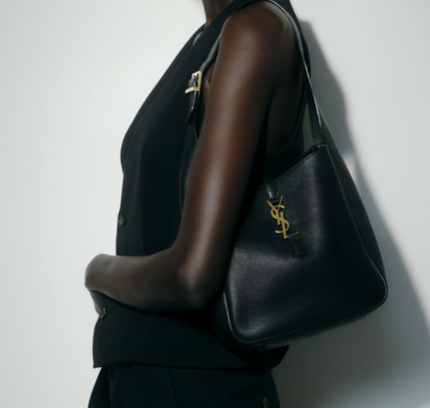 小號 Monogram Le 5A7 單肩包 - 黑色：金色 | LE 5 À 7 SUPPLE SMALL IN GRAINED LEATHER - BLACK : GOLD