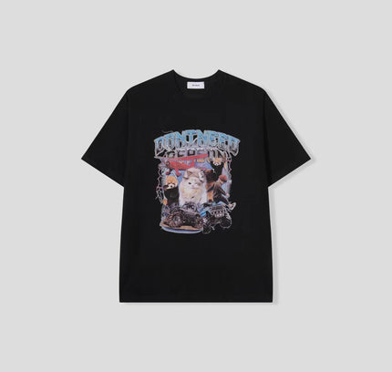 藍色標題貓和車圖案超大T恤 | Cat and Car Pattern with Blue title Oversize T-shirt